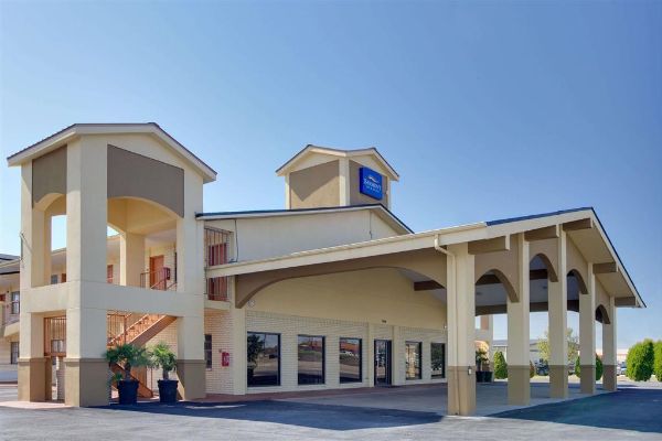 BAYMONT INN SUITES TERRELL (Terell)